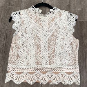 LucyParis size S white top